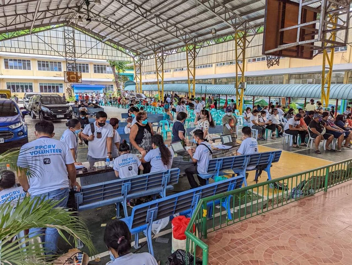 remarietugade's tweet photo. Proud to be part of the PPCRV Team. From Pollwatcher shift to VAD. Salute to all volunteers.
#PPRCV
#Halalan2022 https://t.co/CJQxqweM21