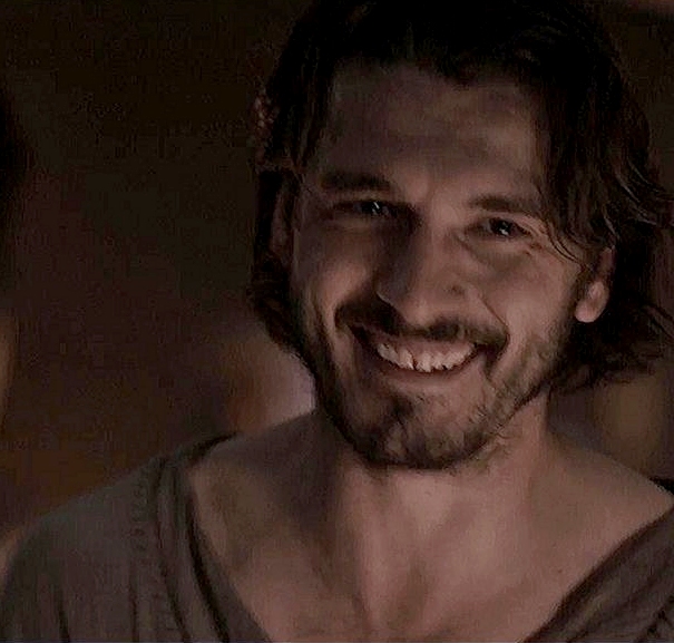 cridheone's tweet photo. Antes y detrás de escena🥰❤️
#YonGonzález #HugoLlor #LosHerederosdelaTierra https://t.co/c7kBefPr9c