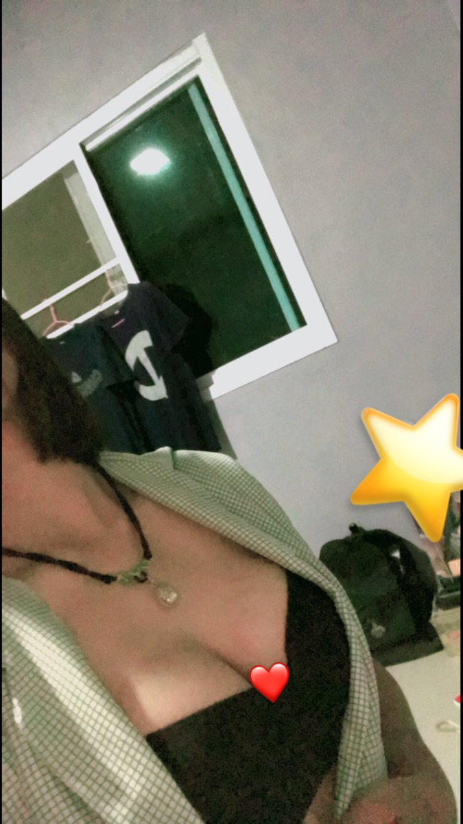 KantPhaen's tweet photo. เบื่อแล้วลูกอม  อยากอมควยเธอ🥺 https://t.co/2LLiSgOAYB