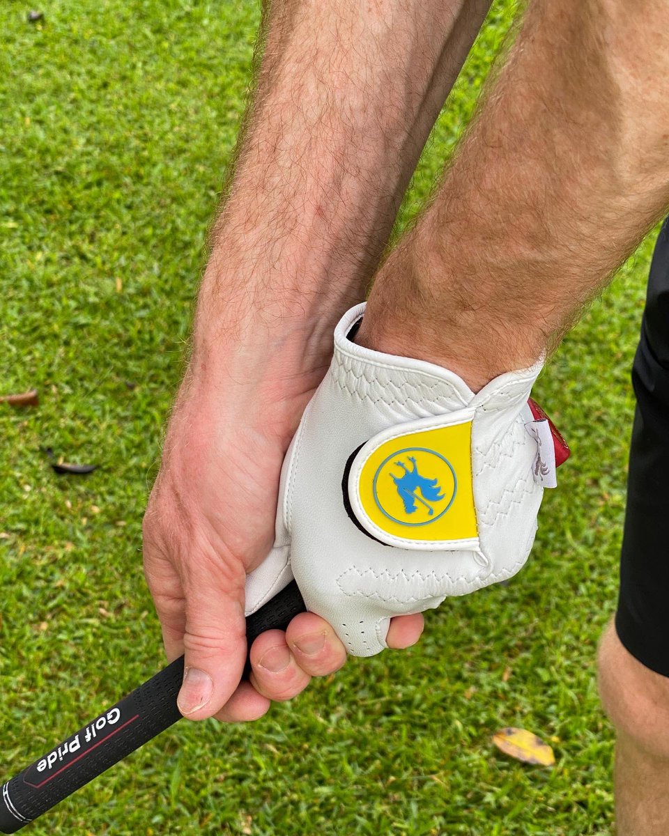 redroostergolf's tweet photo. ☀️ COMING THIS FRIDAY ☀️ Available only while supplies last! #NewProductAlert #Golf #Golfers #AvailableFriday https://t.co/ab6cyqZXVd