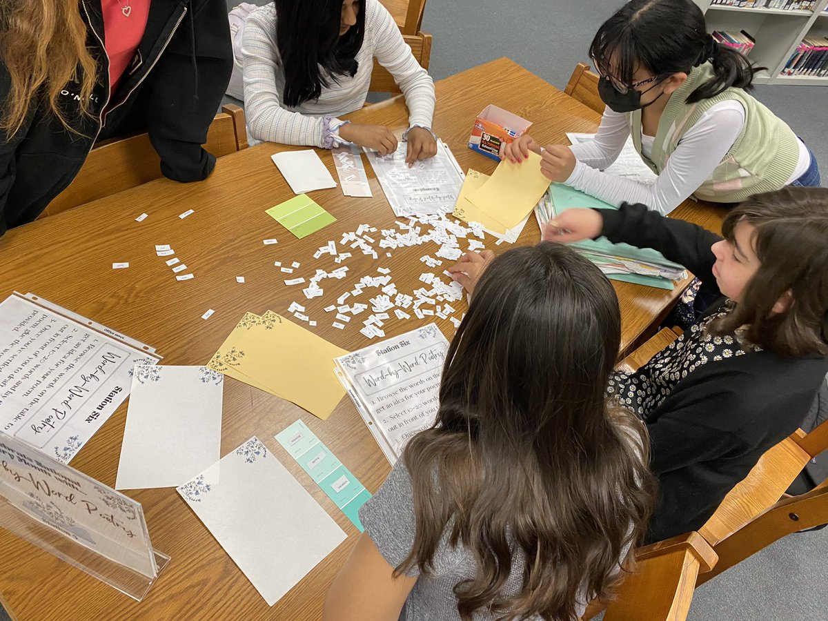 IHMSLibrary's tweet image. Snapshots from the library’s poetry stations to celebrate National Poetry Month! Thank you to @LibraryDvms for collaborating!! So fun to see students’ creativity shine! #powerofjag #SRVLibraryLove #SRVUSDisthePlaceToBe