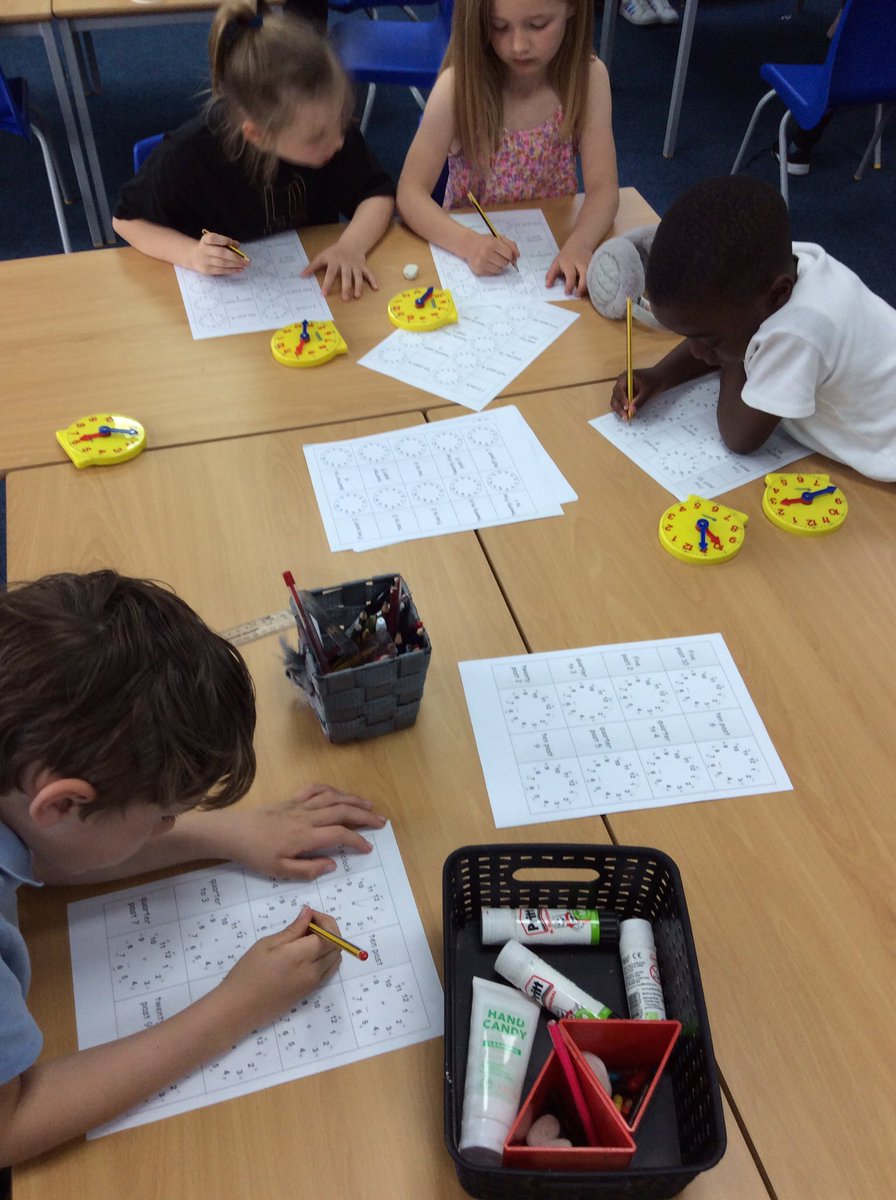 StBernardsep's tweet photo. Some brilliant collaboration from Team 2 today! Working together to tell the timeπππ» #stbMaths https://t.co/CBgVvZU8Wf
