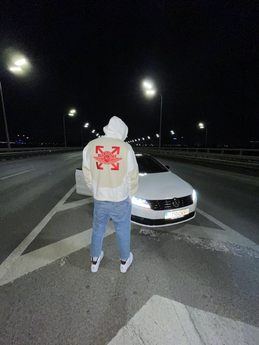 iamTrickyNicki's tweet photo. Life before 24.02.22 b like✌🏽 https://t.co/Uu2rfXo67Z