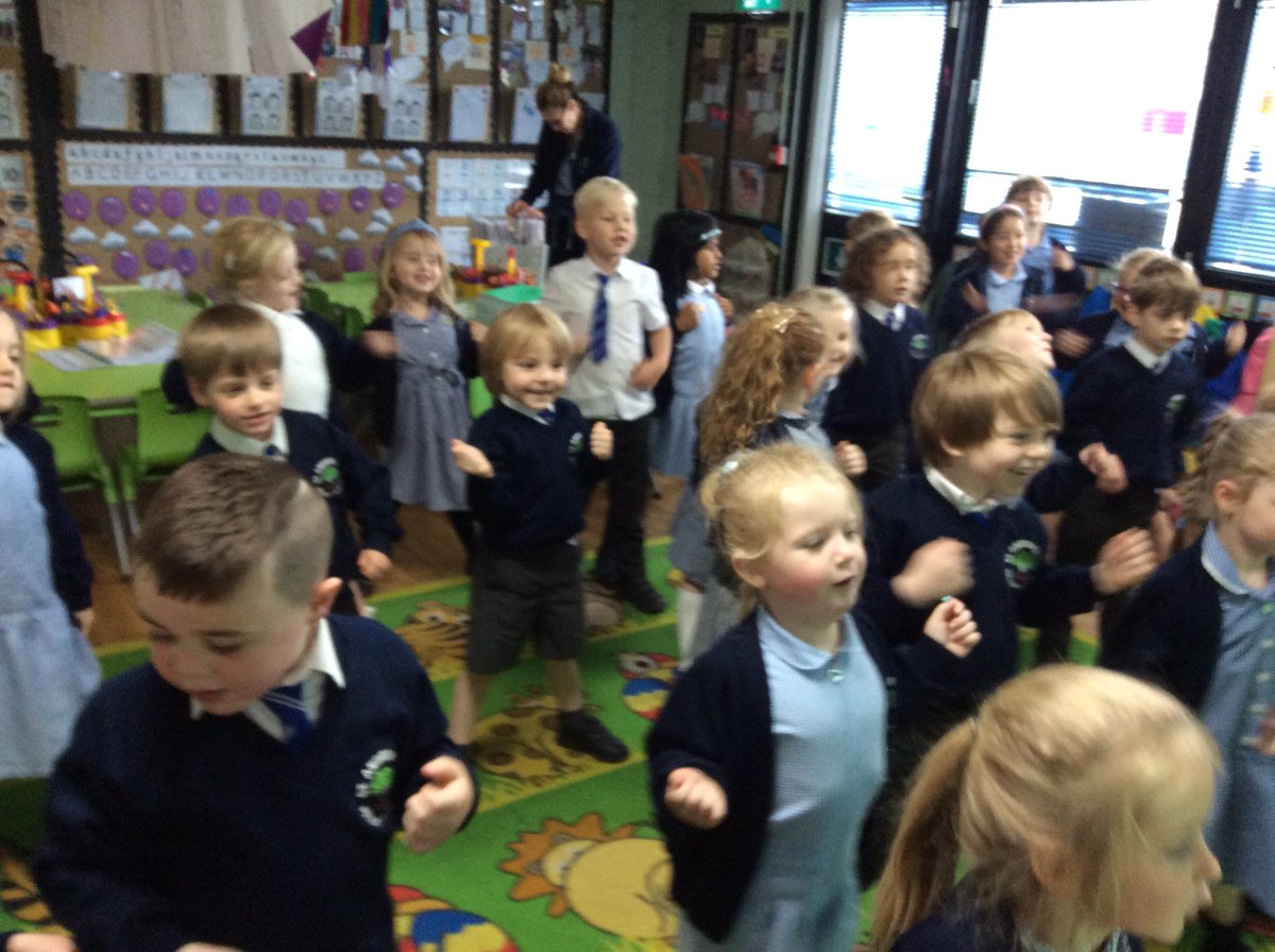 standrewsce's tweet photo. Reception Green loved Jungle themed yoga today and created some great habitats for jungle animals. https://t.co/hjyxPMi4CN