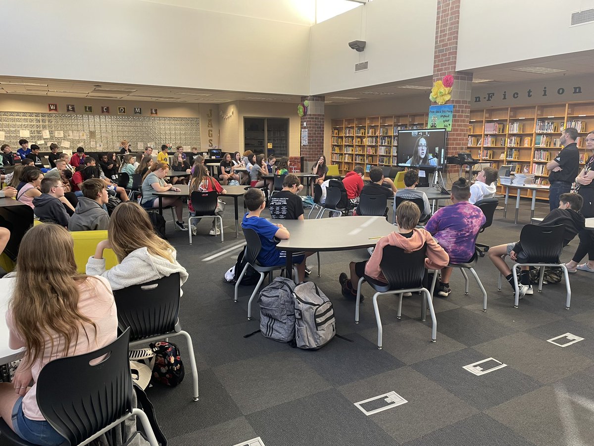 Library_ACMS's tweet image. Today, 7th graders had the opportunity to Skype with a scientist and learn about the career field!