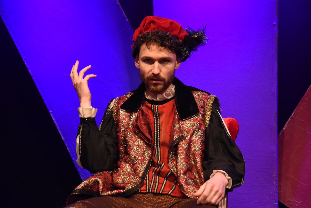 brighton_little's tweet photo. Some more photos of Anne Boleyn. Playing until 14th May, Book soon at https://t.co/mmr8U6Cqvj
@brighton_little
 #theatre #play #littletheatre #dramaplay #livepreformance #theshowmustgoon #contemporary #moderntheatre #comedyplay #HistoryPlay #history #Tudors #AnneBoleyn https://t.co/3Z7vCeBuwP