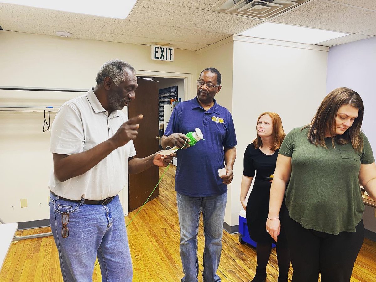 unitedwayhoco's tweet photo. The United Way Board of Directors learned more about #MissionUnited yesterday. 

Where do Veterans start when they need help? With #MissionUnited. We connect veterans to resources locally. 

Learn more here: https://t.co/1EufGojitx

#LiveUnited #BetterTogether https://t.co/WMpIVgwEtp