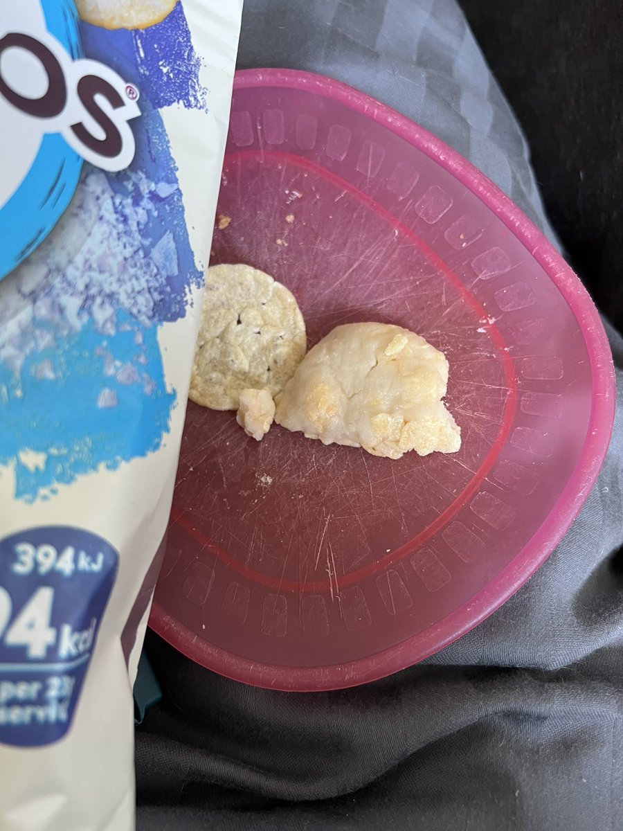 Personalbylisa's tweet photo. @popchipsUK what is this? https://t.co/eirq5PMOOK