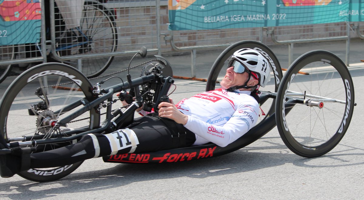 Stima_Spa's tweet photo. La G.C. Apre Olmedo vola alto grazie alla doppia #medagliadargento di Francesca Porcellato nella prova di Coppa del mondo di #handbike di Ostenda (Belgio), e alle ottime performance dei ragazzi del team nella prova valida come 2° tappa del Giro d'Italia di handbike (Bellaria, RN) https://t.co/nHpt4ZwNKV
