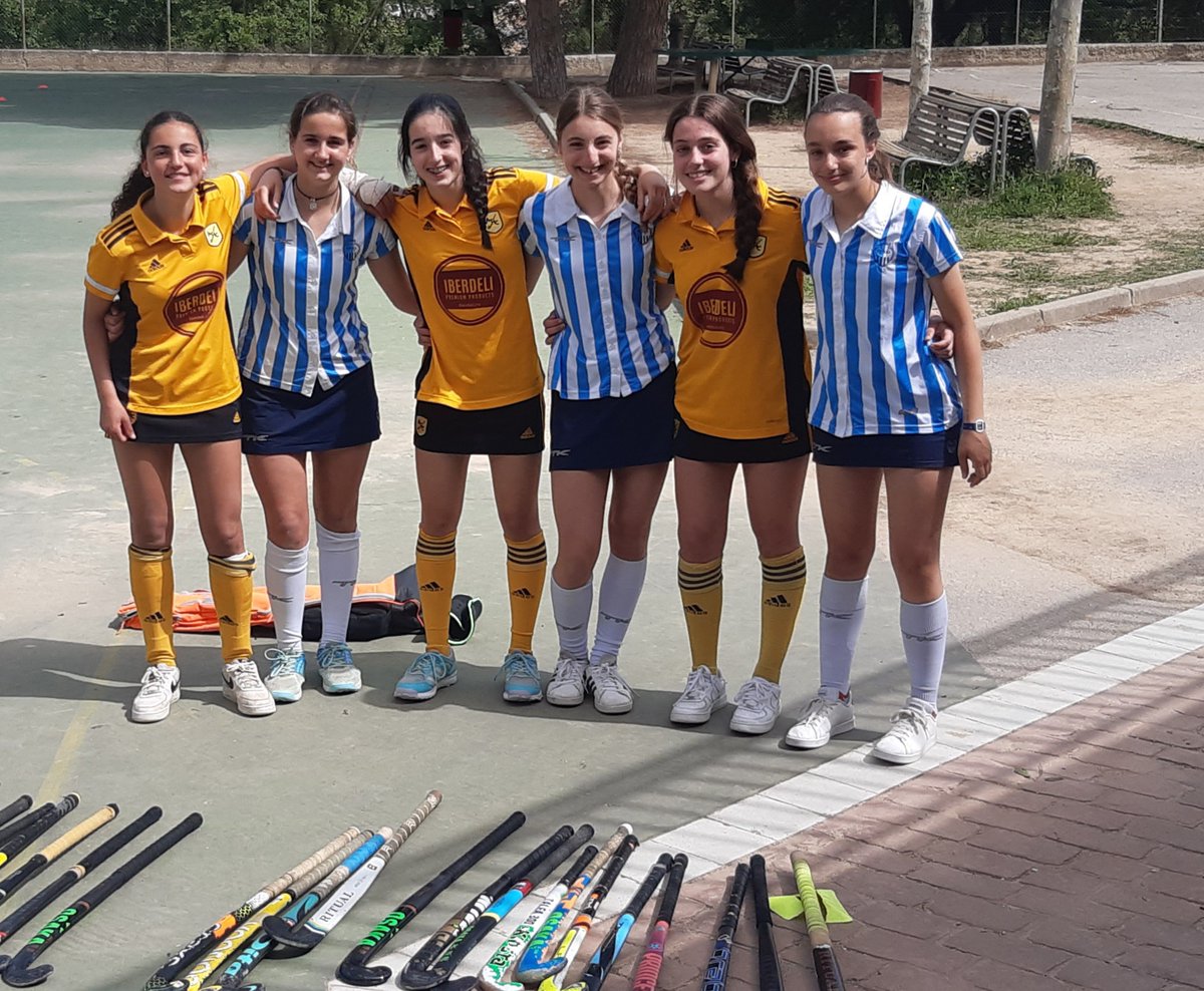 Institució La Vall tweet media