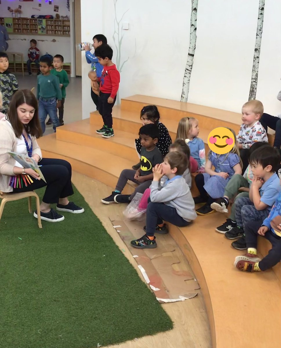 ERCMaidenhillNC's tweet photo. Yesterday, we received a special delivery in the nursery. It was a lovely story about Lapin and his hungry tummy. Some children listened to the full story and repeated some French words. 🐰🥕 #EYCP_scilt @EastRenLangs https://t.co/FGvubtOaUP