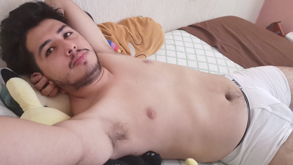 maxhotckake98's tweet photo. Tenia ganas de hacer stream dibujando pero no se en que plataforma hacerlo, si 4cam o normalito en twitch.
¿Seria rico vernos en vivo je je?
#gaymty #cruisingmetrocdmx
#gaystream #cruisingmexico #queerartist https://t.co/j5jNnY6EcJ
