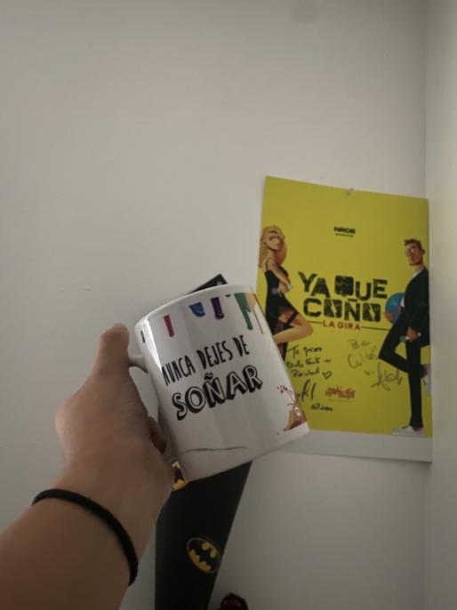 connectorhouse's tweet photo. Y hoy las tazas del día de #MañanitasNRDE son de @Rvga07 y @fred13gon 

Escucha nuestro episodio de martes aquí: 
https://t.co/1BxEMDeuxR https://t.co/MweRfBqHBK