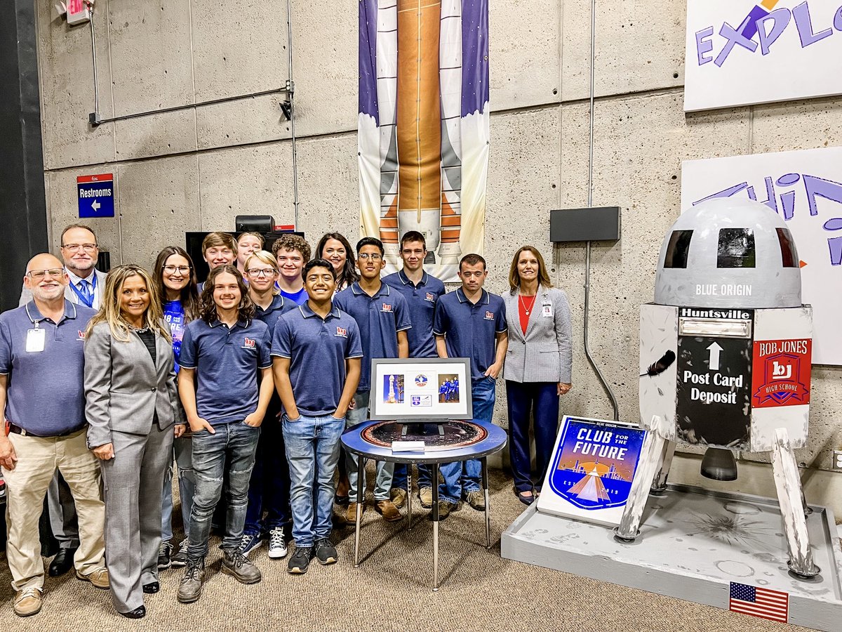 slambert_sylvia's tweet photo. Thankful for BJ’s partnership with Blue Origin at US Space &amp; Rocket Center! Club for the Future! Go BJ! https://t.co/ZmgAeRaZt1