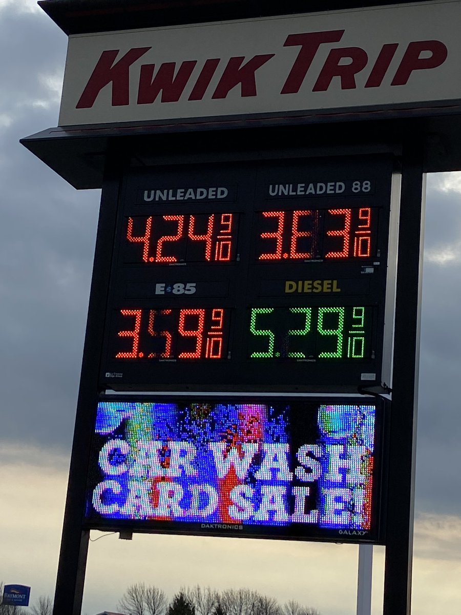 rodj99's tweet photo. A little more #ethanol = big savings at the pump in Kasson,MN today! https://t.co/maX1frm6wu