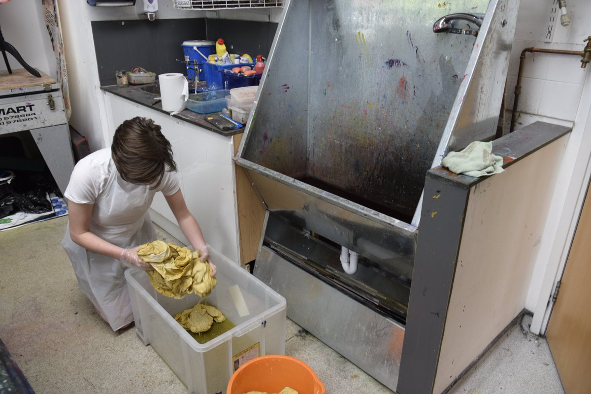 QESFC's tweet photo. Check out these behind-the-scenes images from our Art Foundation exhibition. Preparations are in full swing and the exhibition will launch with a private viewing on Thurs 9th June before opening to the public. Keep up-to-date by following our Art department at @QEArt https://t.co/TdMsazqlpz