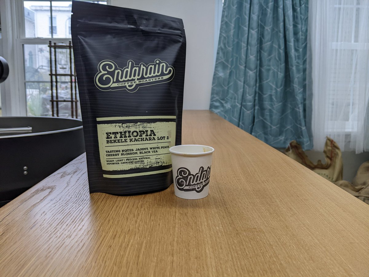 purecoffeeblog's tweet photo. While out running some errands, got to indulge in an espresso and a bag for later at @EndgrainCoffee in @info_uptownpitm https://t.co/5VWvVzvFDs