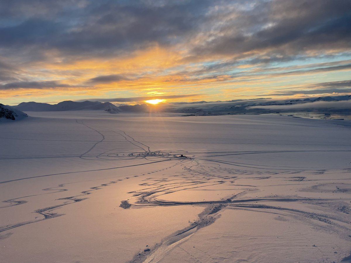 John Walls tweet media