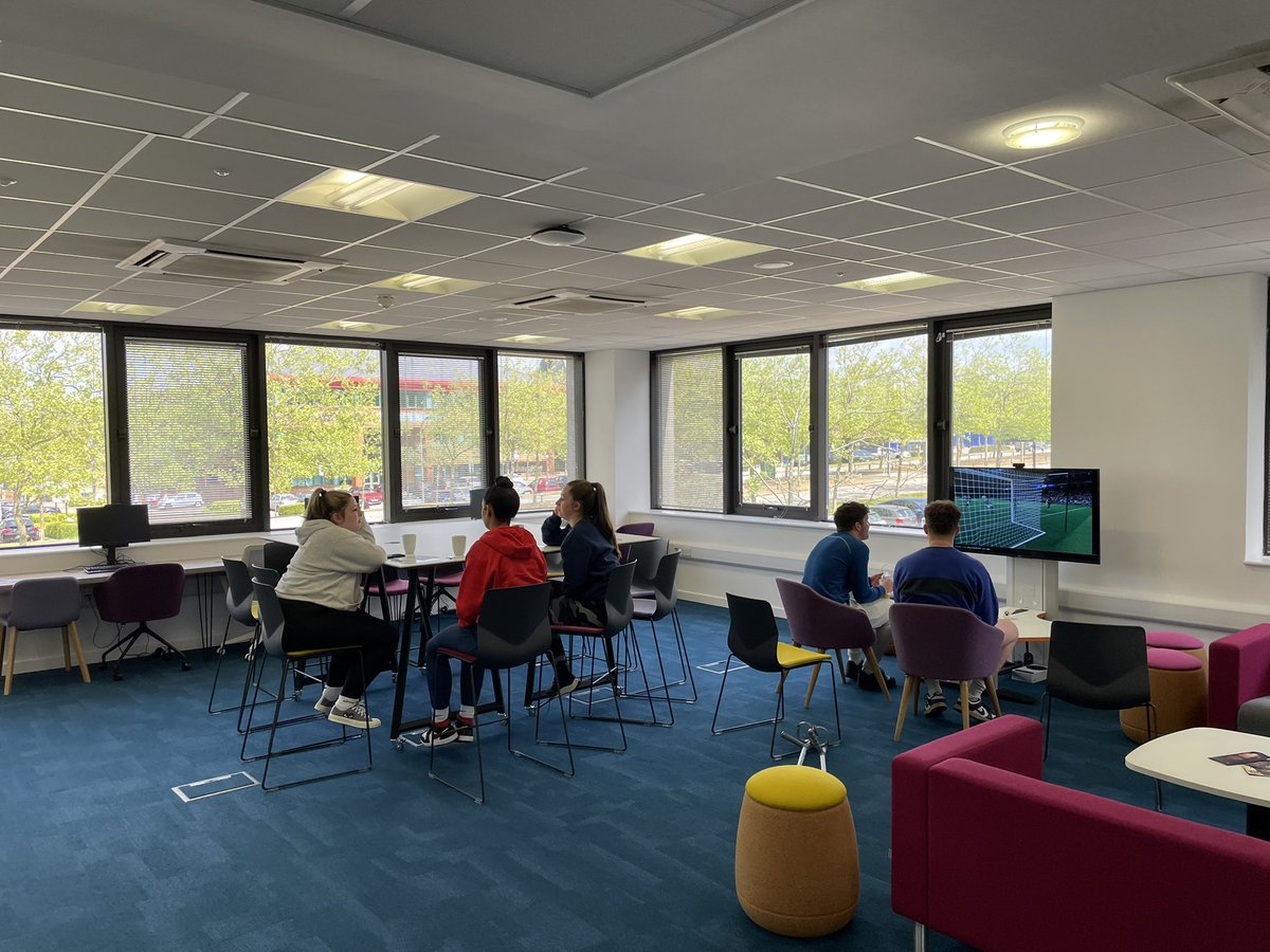 Last week I visited MK:U - <a href="/CranfieldUni/">Cranfield University</a> spin out university in Milton Keynes - hosted by @LynetteRyals who’s been working on this project for over 5years to my knowledge - first cohorts of degree apprentices now active!