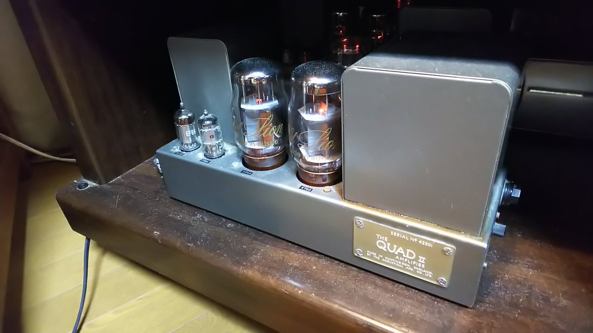ganchang's tweet photo. 自宅のオーディオルームの環境(=´ω`=)

ターンテーブル:Garrard Model301 + Ortofon Kontrapunkt b
プリアンプ: Accuphase C-280
パワーアンプ:QUAD II(MONO)X2
スピーカー:Tannoy Rectangular GRF (ユニットHPD)
スーパーツイーター:ST-200
CDプレーヤー:PHILIPS LHH800R Reference https://t.co/QUvI6e3GRq
