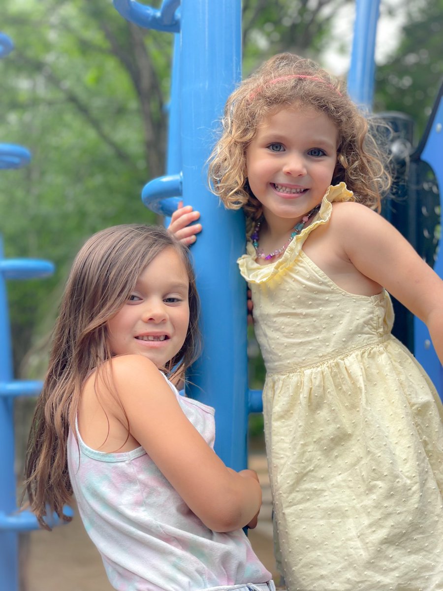 SpiracleMedia's tweet photo. One of our core values is to play as a team. This weekend, the Spiracle team got our families together for some fun in the sun! 
.
.
.
.
.
#spiracle #teamwork #family #agency #videoagency #videomarketing #content #videocontent #media #videoproduction #film #picnic https://t.co/F6s6NnzuoI