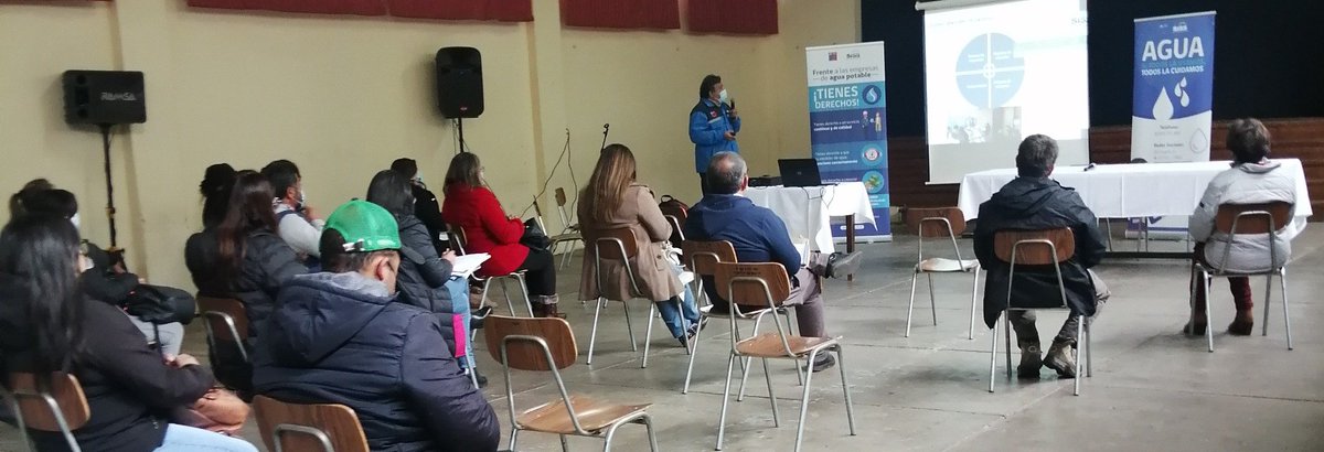 SISS_CHILE's tweet photo. ✅Estuvimos con representantes de los Servicios Sanitarios Rurales de #Requegua #OHiggins entregando Manuales de Fiscalización, y realizando capacitación para explicar alcances y contenidos de este material de apoyo y rol de la #SISS . Aquí detalles ➡️https://t.co/i1fbwQB5uE https://t.co/eObgfWvKjl