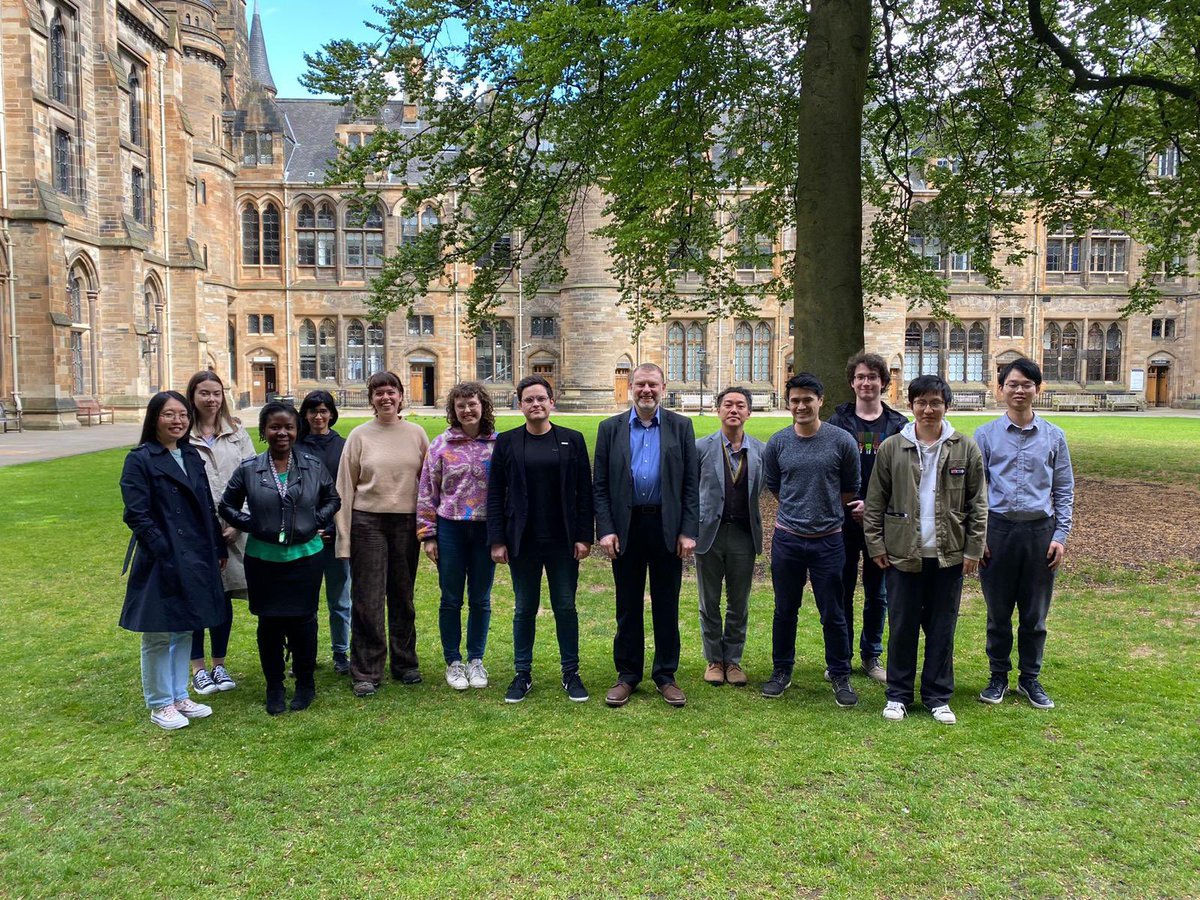 Prof_DHGregory's tweet image. First in person meeting of the year! We are looking like a solid (state!) bunch!
@nfloresg7 @Rubymorris2043 @pengcheng_jing @Prof_DHGregory @UofGChem