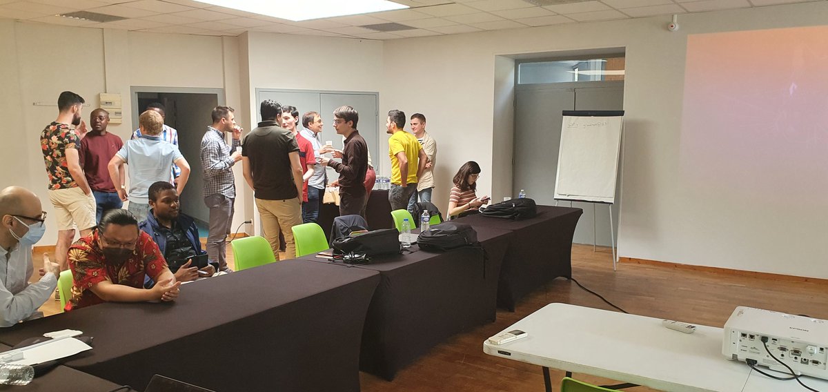 lirisDRIM's tweet photo. Séminaire scientifique de l'équipe DRIM.
Such à great opportunity for PhD students to present their ongoing research works. 
#DRIM2022 https://t.co/CSJGHig8EY