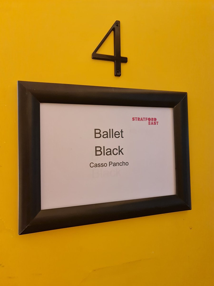 BalletBlack's tweet photo. This sign doesn't come off 😬

#NameFail https://t.co/JHytKXQhmn