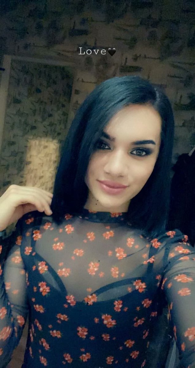 Алина Кобайова
#istanbulgay

#istanbultraveﬅi