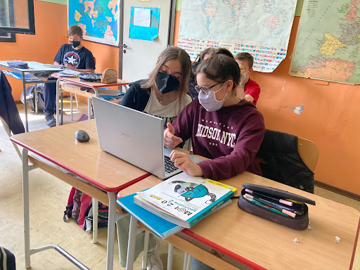 Italianstarteam's tweet photo. Abbiamo quasi terminato lezione 4 e quindi il progetto #ASOC
#asocmedie #asoc2122 @ic_viguzzolo #italianstrarteam https://t.co/m4ogsaoYLU