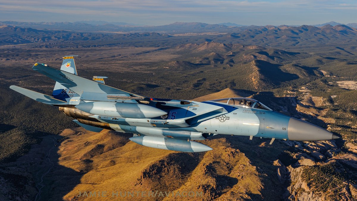 jamie_aviacom's tweet photo. Most striking F-15C Eagle ever? 
65th Aggressor Squadron back in 2010. #aviationphotography https://t.co/YgXHXVDA55