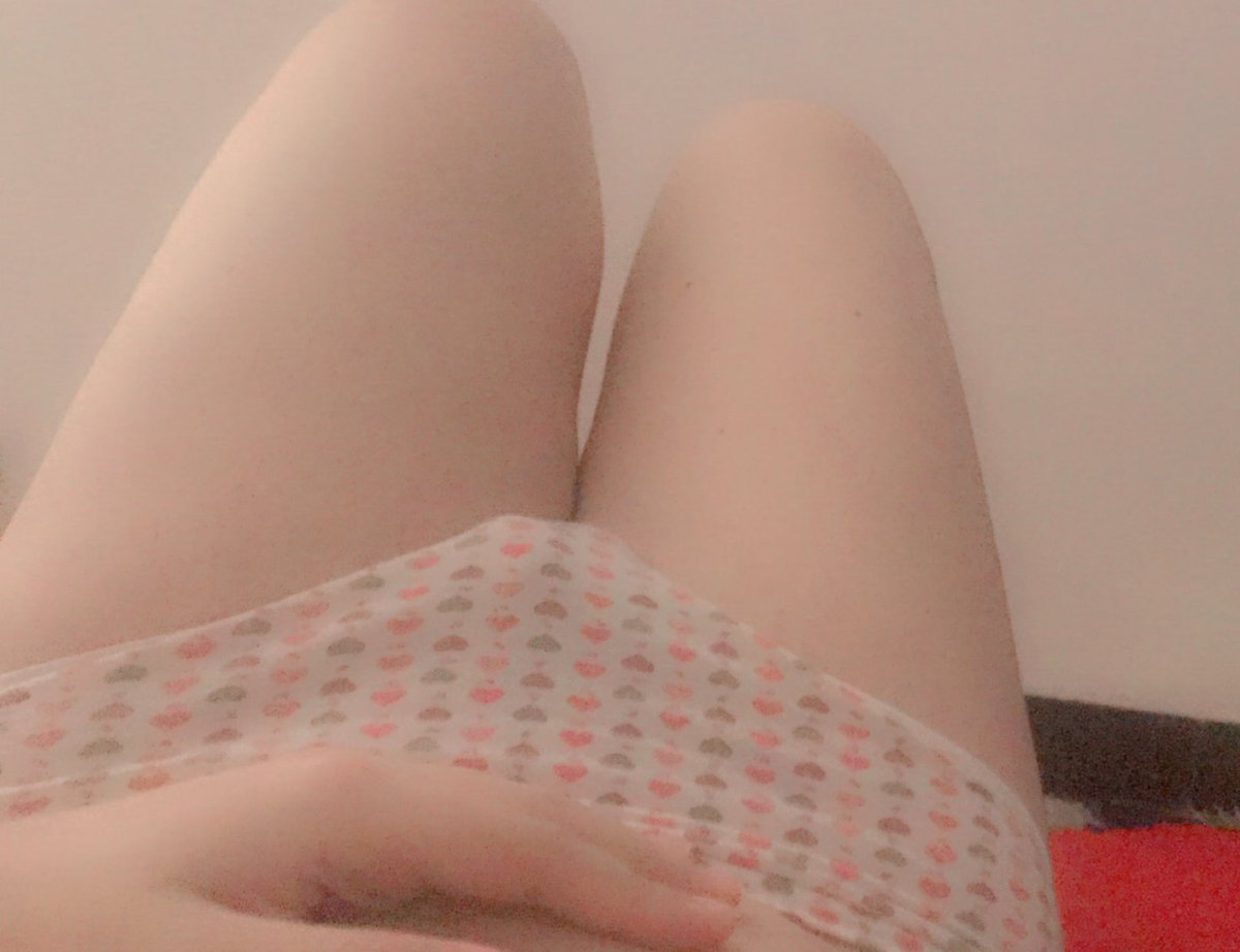 slave0047's tweet photo. تدخل البيت وتشوف وضعي كذا
شو تسوي؟ #ديوث_بدوي https://t.co/wddgoysOD7