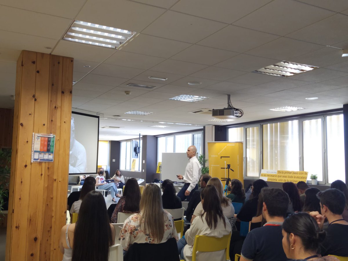 🗣️ Durante el día de hoy acogemos en Link el VII Congreso Formación y Trabajo #CFYT7, organizado por <a href="/Educacion_UMA/">FacultadEducaciónUMA</a>, donde se mostrarán las diferentes salidas laborales del Grado de Pedagogía mediante ponencias de profesionales del sector 🤔💼
¡Bienvenid@s!🤩