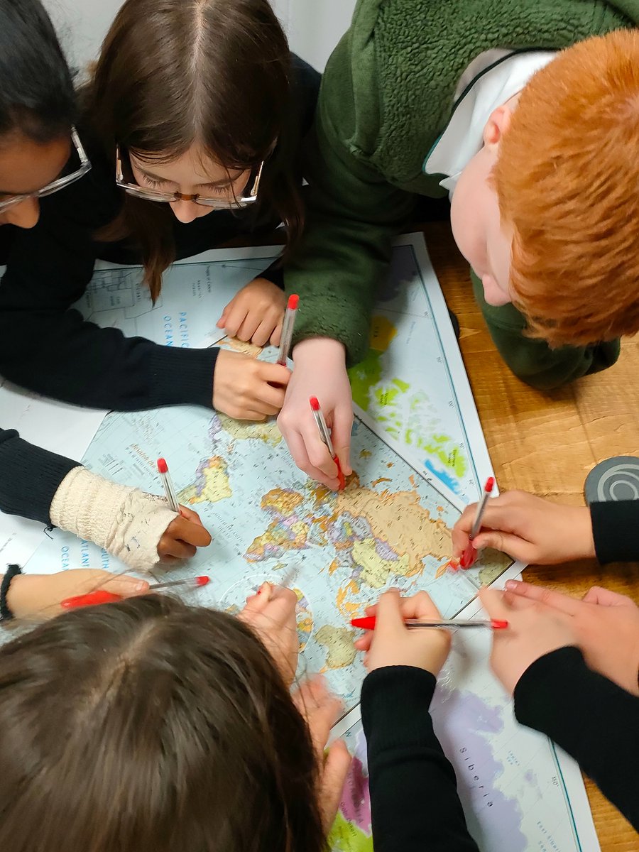 Always a Geography Teacher! 🌏 💛 tweet media