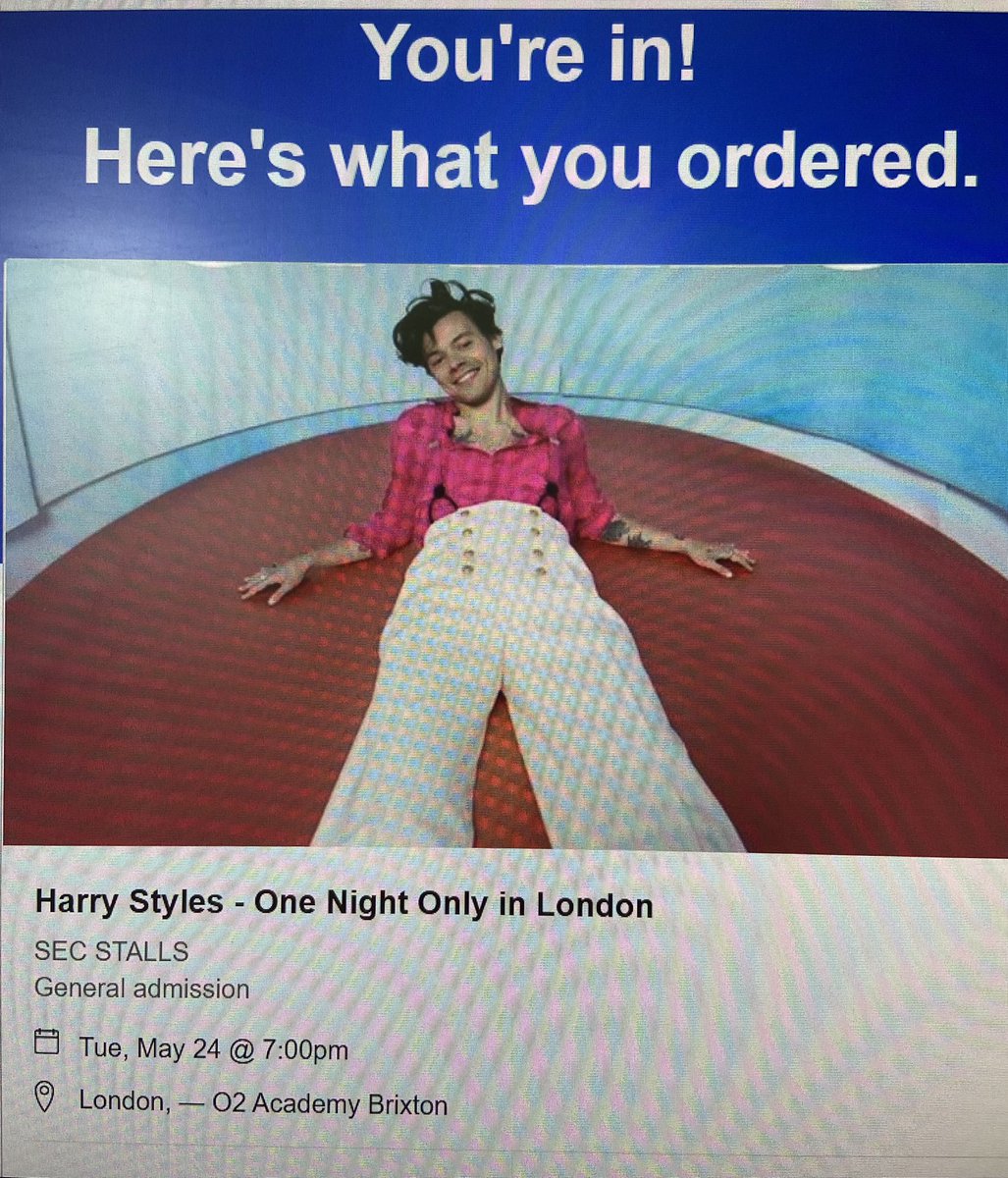 Victoria21_atTC's tweet photo. This is how you get your teenage daughter to want to spend time with you …… buy sought after @Harry_Styles tickets for his #onenightonlylondon date!! #bestparentever #shelovesmereally #mumanddaughterdate #thingsyoudoforyourkids https://t.co/ojRyQZp20U