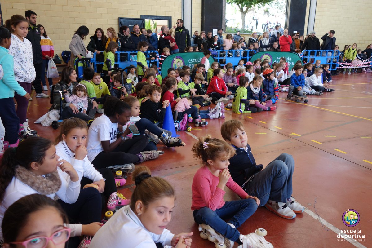 ED_FundacionSMV's tweet photo. 📣 #Evento | ¿Quieres ver una exhibición de patinaje de unos auténticos profesionales? ¡El @ClubCrazyLegs estará en el #DíaPatínFV 🛼!

📅 Domingo 22 de mayo
📍 #ColegioDiocesano Cardenal Herrera Oria

ℹ  https://t.co/J7UcdfN4QC

#SomosEscuelaDeportiva https://t.co/0XFcQGiMih