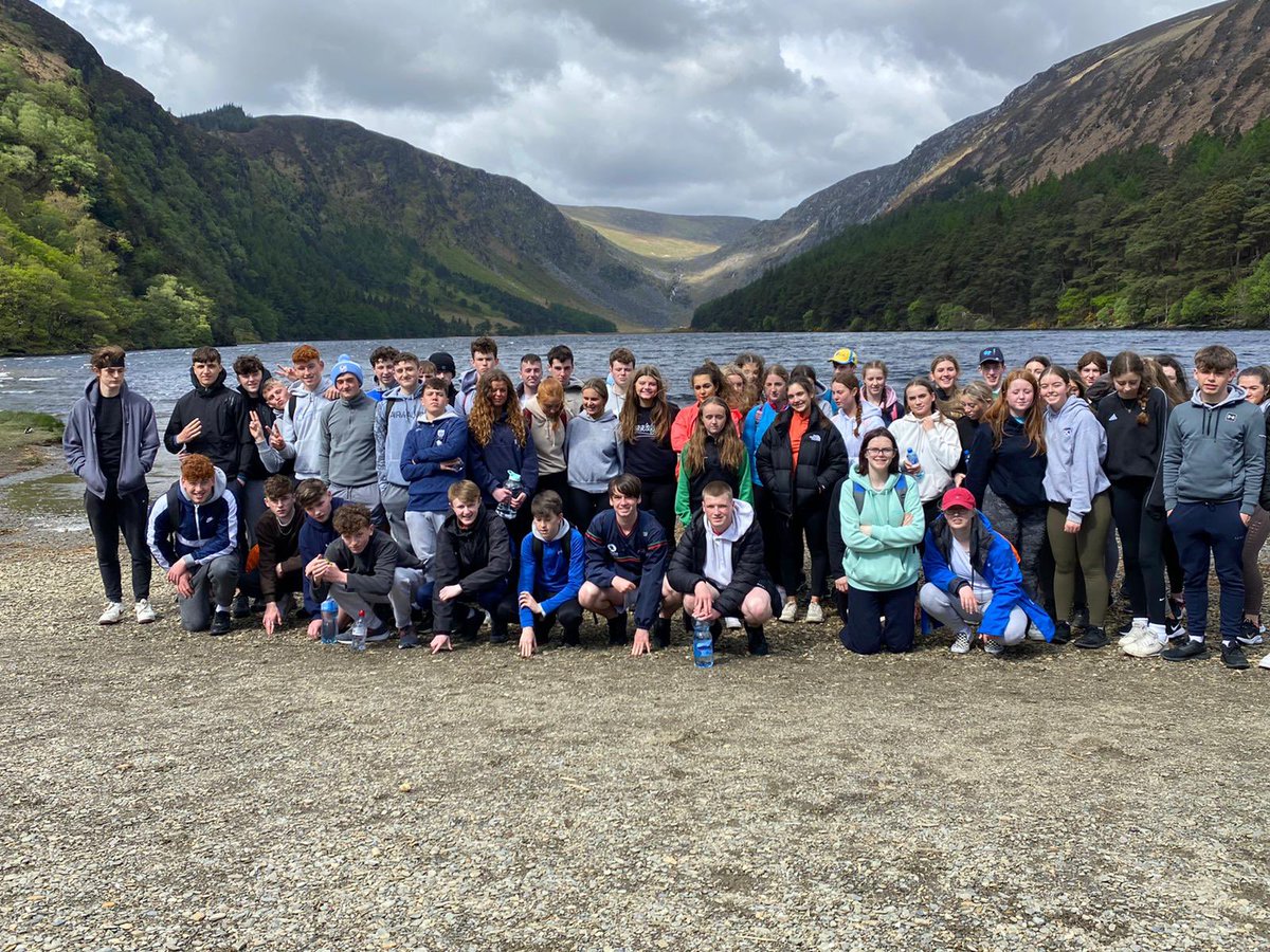 GCLTY's tweet photo. Turas den scoth ag daltaí @GCLuimnigh go Gleann Dá Loch mar chuid de @GaisceAward. Fluich báite ach sona sásta! 🥾☔️🏞 https://t.co/zGY5A5YPdd