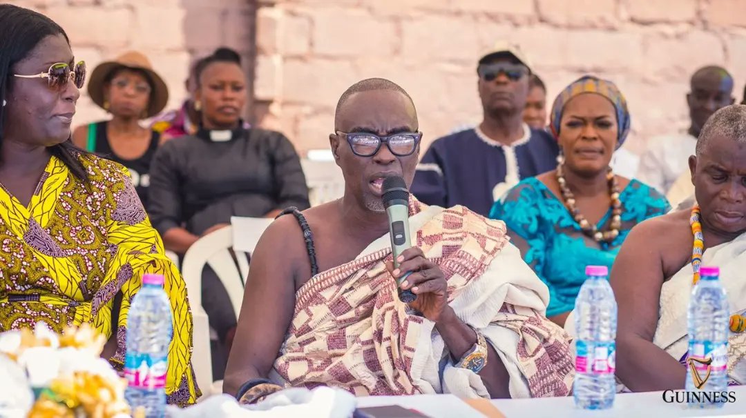 ColibaG's tweet photo. On Friday the 29th of May, we launched the Kokrobite Community Buyback Center located at the Kokrobite Taxi Rank in partnership with the Guinness, GVI and the local council of Kokrobite.

#colibaghana #coliba #wastefree 
 #plasticwastemanagement #guinessghana #recycle https://t.co/o2j30aGFDK