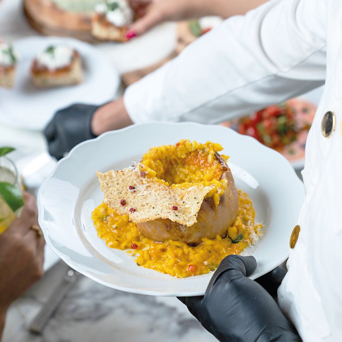 Risotto Zucca, A deliciously comforting pumpkin risotto served in a flavorful roasted fresh pumpkin.
روزيتو زوكا، روزيتو القرع اللذيذ يقدم في القرع الطازج
#Cicchetti #saudi #Italian #ايطالي #شيكتي