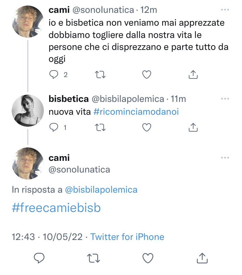 xsemprefamosa's tweet photo. Leggendo qui non vi viene da dire #freegc da queste due? https://t.co/Q8GJxLT3ID