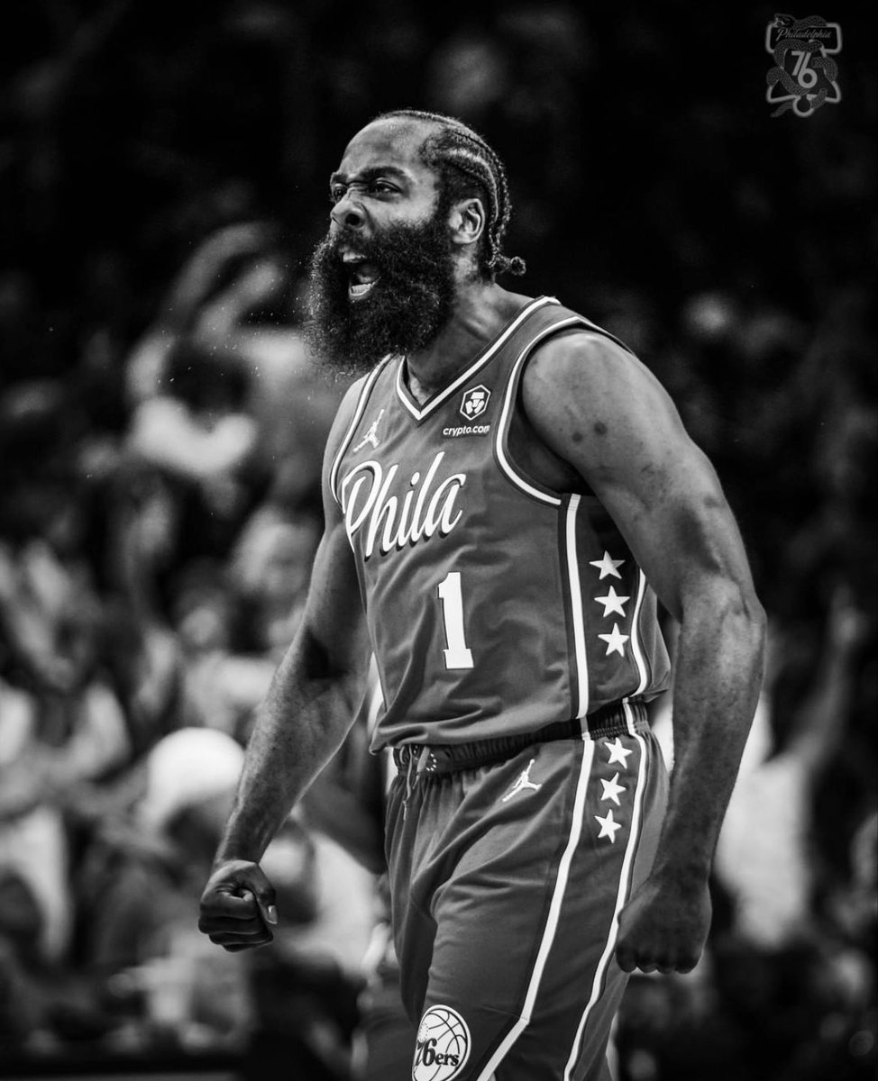 Sixers_Analyst's tweet photo. It's Gameday! 🔔🔔🔔

The #Sixers take on the #Heat tonight in South Beach in a pivotal game 5 matchup. Tipoff is at 7:30 PM EST on TNT.

(🎥/📸): 76ers Instagram
#PhilaUnite #Sixers #FeartheBeard https://t.co/v7GoIxXyBP