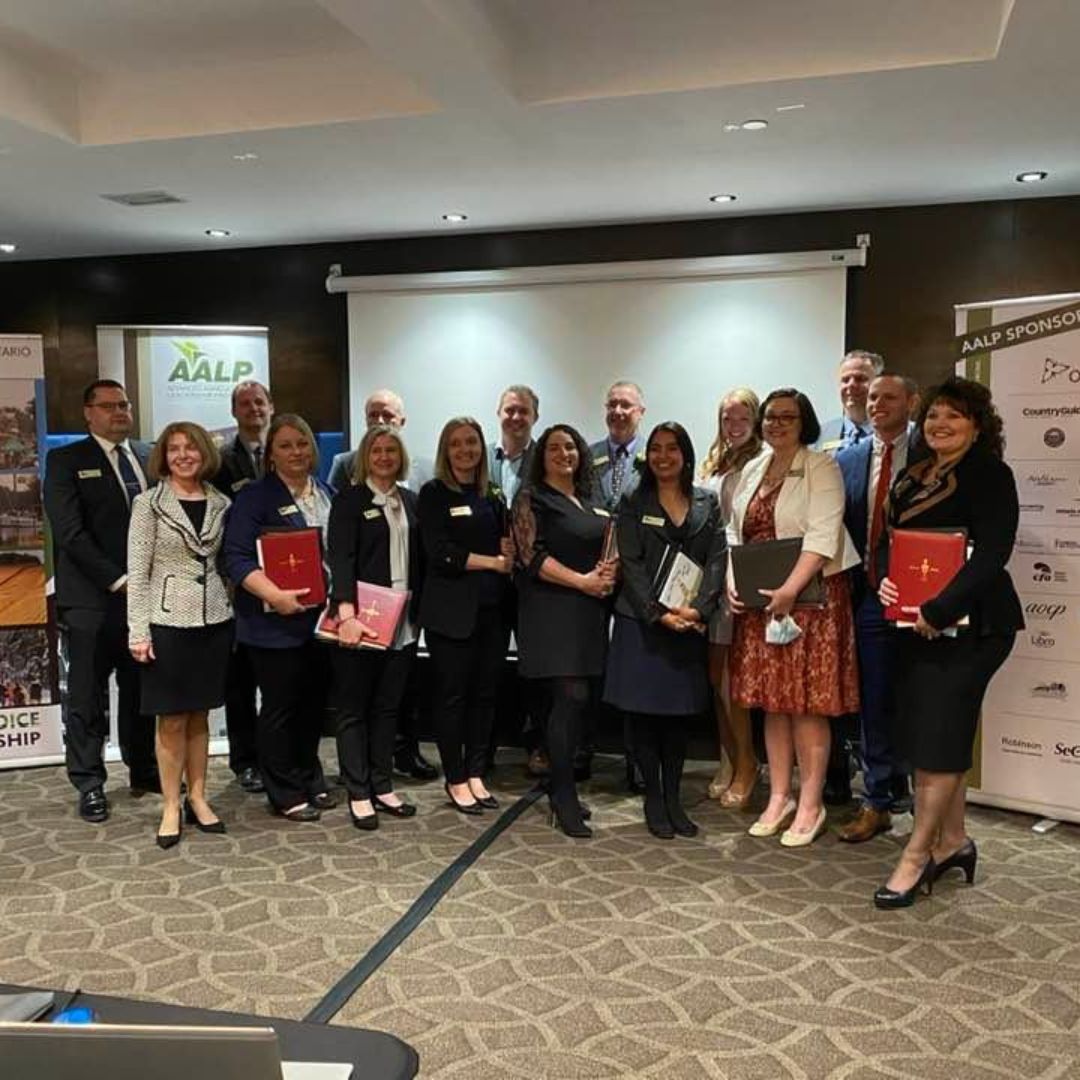 AgSights's tweet photo. Congratulations to our GM Betty-Jo on graduating from the Advanced Agricultural Leadership Program and for receiving the Richard Lichty award! #AALPClass18 #LeadYourField #Ontag #Leadership #Ontario #Agriculture https://t.co/Zm0Wpkzade