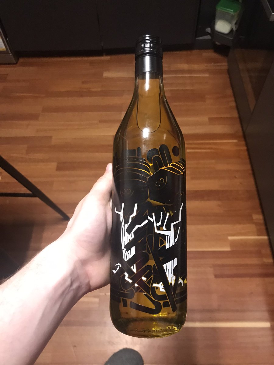 LimonadaBF's tweet photo. Ha llegado mi aceite!!! @adoptaunolivo https://t.co/MlKcVMdQc5