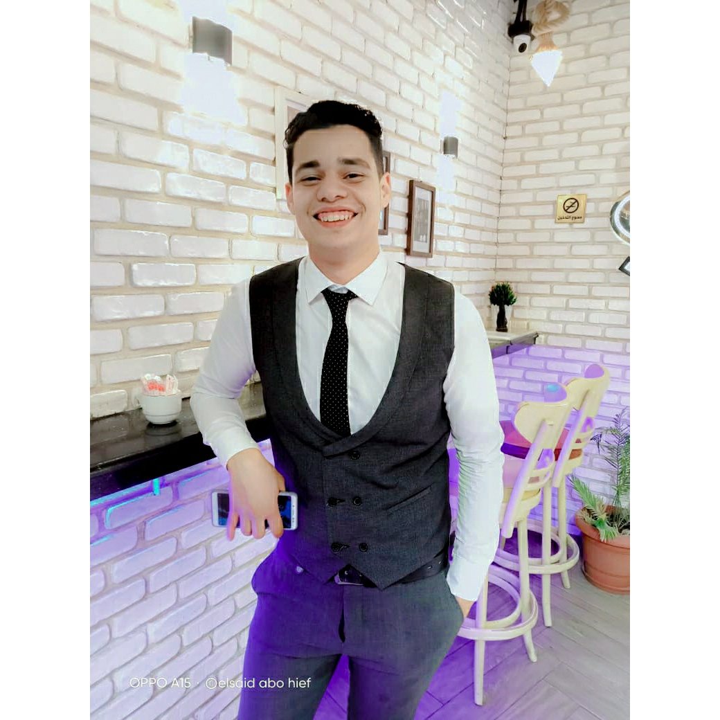 MagdyGmal9's tweet photo. ازيك يلي مفيش زيك 🤝 https://t.co/MwvqDvzSNT
