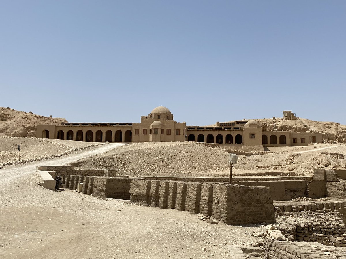 alekshallmann's tweet photo. Today’s visit at the house that holds a very special place in my heart. Living there was a real treat. Viva Metropolitan House aka “Bejt Bulandi”! #Egypt #dighouse #WestBank #Luxor #memories https://t.co/S9iu1NzqPN