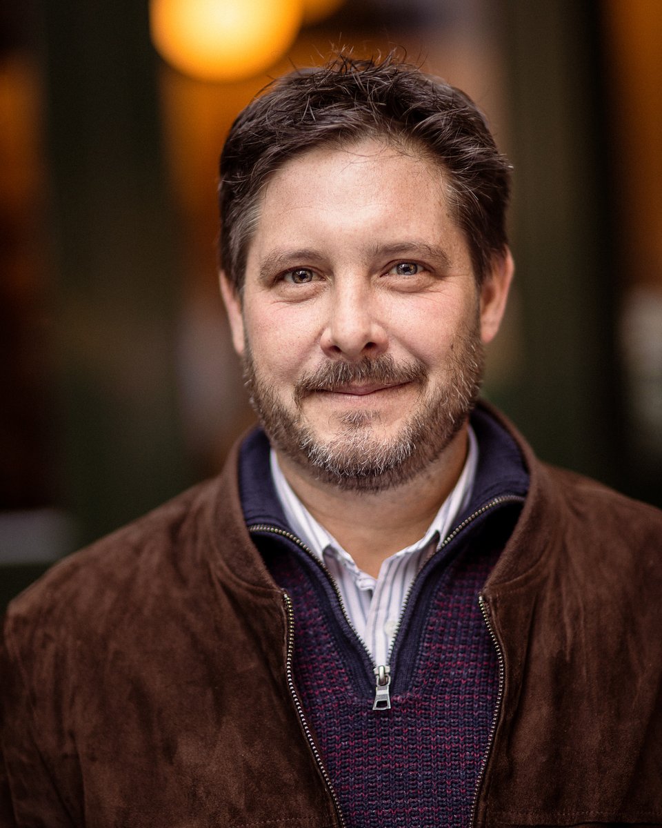 REDAgencyLDN_'s tweet photo. Your Corporate Headshots should demonstrate the quality that you deliver daily. Casual photos do not do the job. Agree?

We a delivered Corporate Headshots for the @boroughmarket  management team and trustees which puts a smiling face to the company.

#boroughmarket #headshots https://t.co/PHTmzNOSld