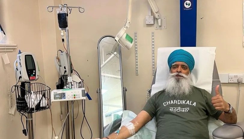<a href="/RaviSinghKA/">ravinder singh</a> is still putting on a brave face despite the challenges of waiting for his donor. This is the reality of patients awaiting organ transplantation, especially those with kidney disease.

#OrganDonation 💗🫁🫘

To register your decision click 👇 
organdonation.nhs.uk/register-your-…