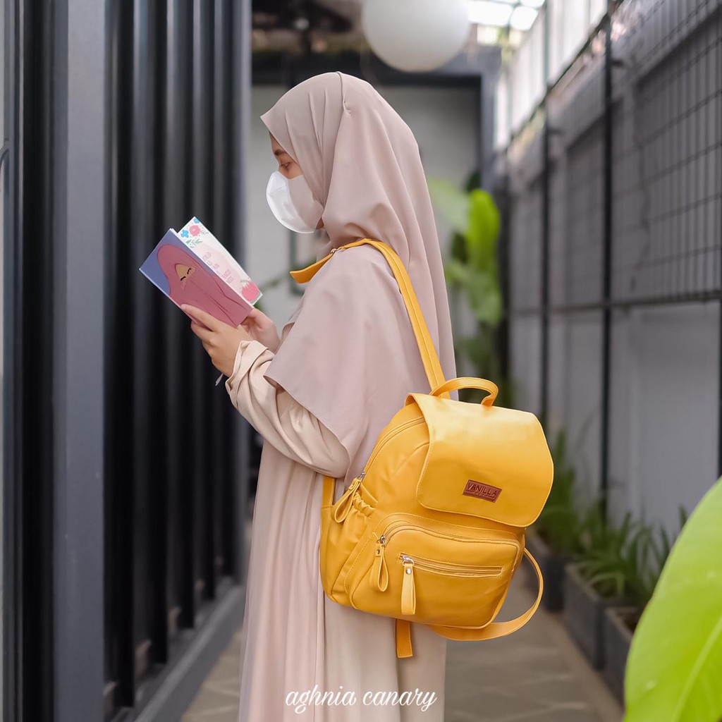 spill_kak's tweet photo. 😍 Tas Ransel Aghnia Vanilla House

⭐ 4.8 :  https://t.co/dMPwzReyM0
IDR : 149K

Gus Miftah Nessie Kim Jong Un Moonton #MasihkahPercaya Cowoknya #UnsubscribePodcastDeddy #RalineonDatingApp 10 Mei #PrabowoErick LGBT THR Habis https://t.co/CBWkkeVSXI