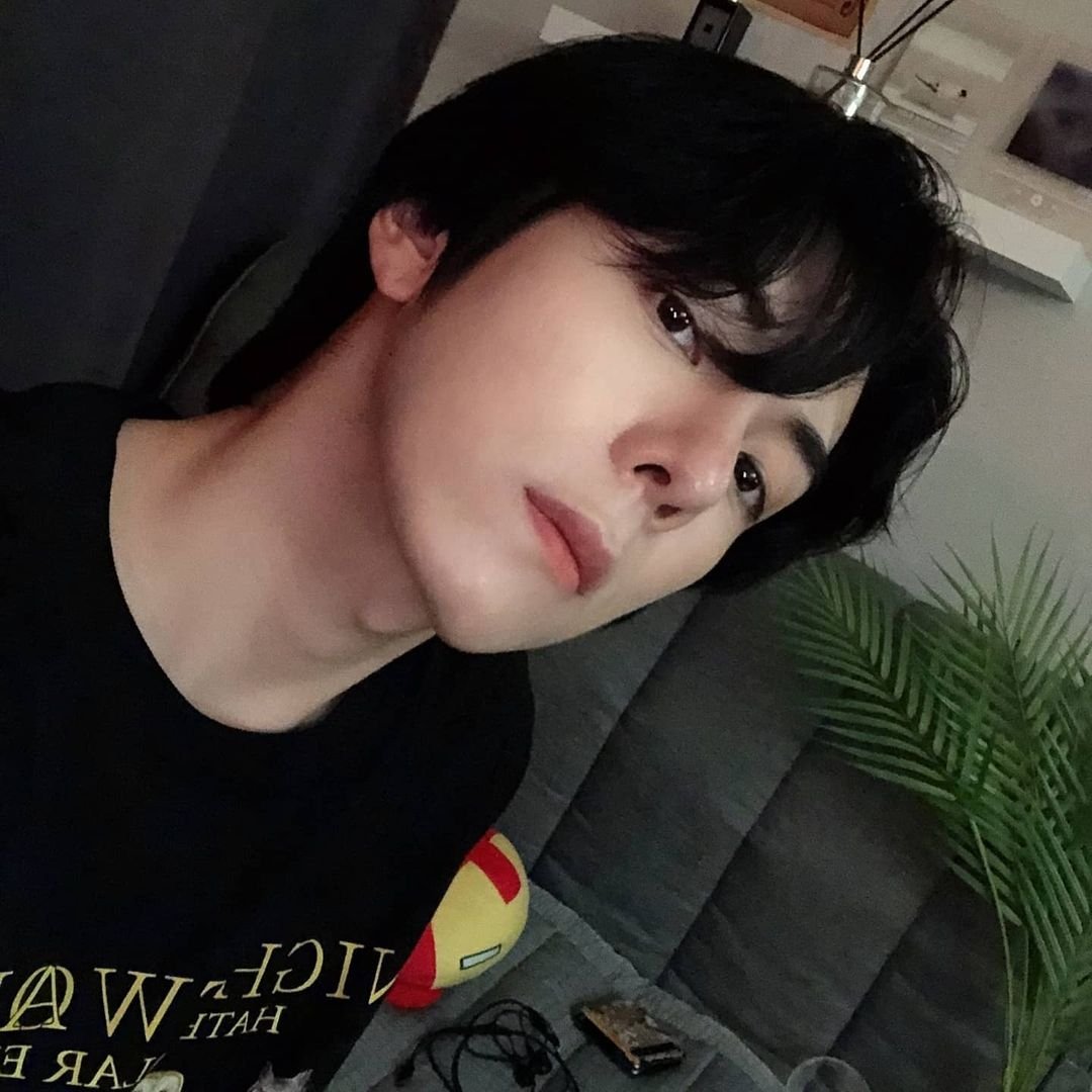 istbase's tweet image. -ISTV

NANO (Kim Jaeho eks HISTORY &amp;amp; artis IST Ent.) kembali berpartisipasi dalam comeback VICTON sebagai penulis lirik &amp;amp; komposer lagu 'In Love' untuk album 'Chaos', setelah sebelumnya memproduksi 'Time Of Sorrow' &amp;amp; 'Howling'! 🥲👍🏼❤️‍🔥💯